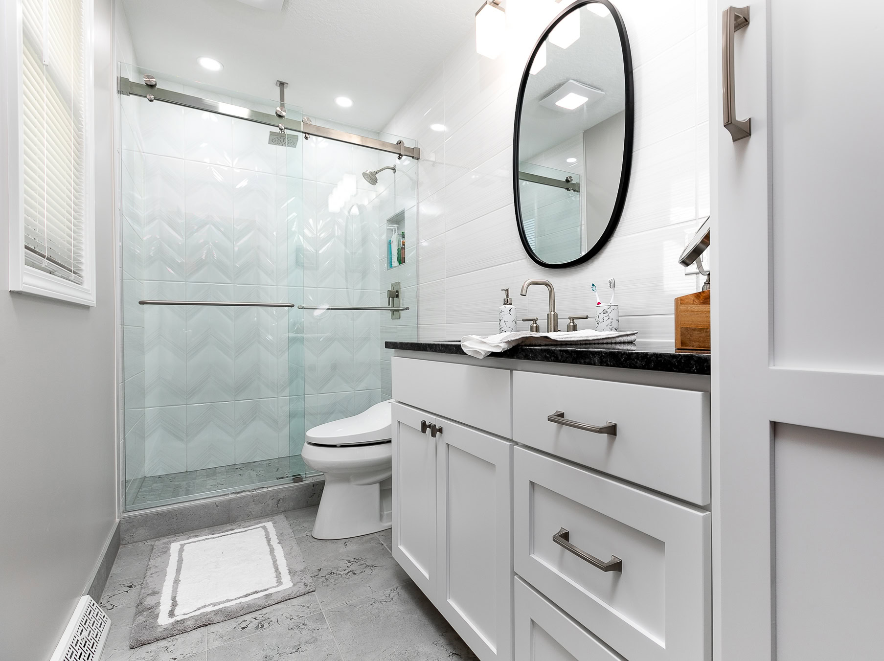 Olathe, KS - Bathroom Remodeling