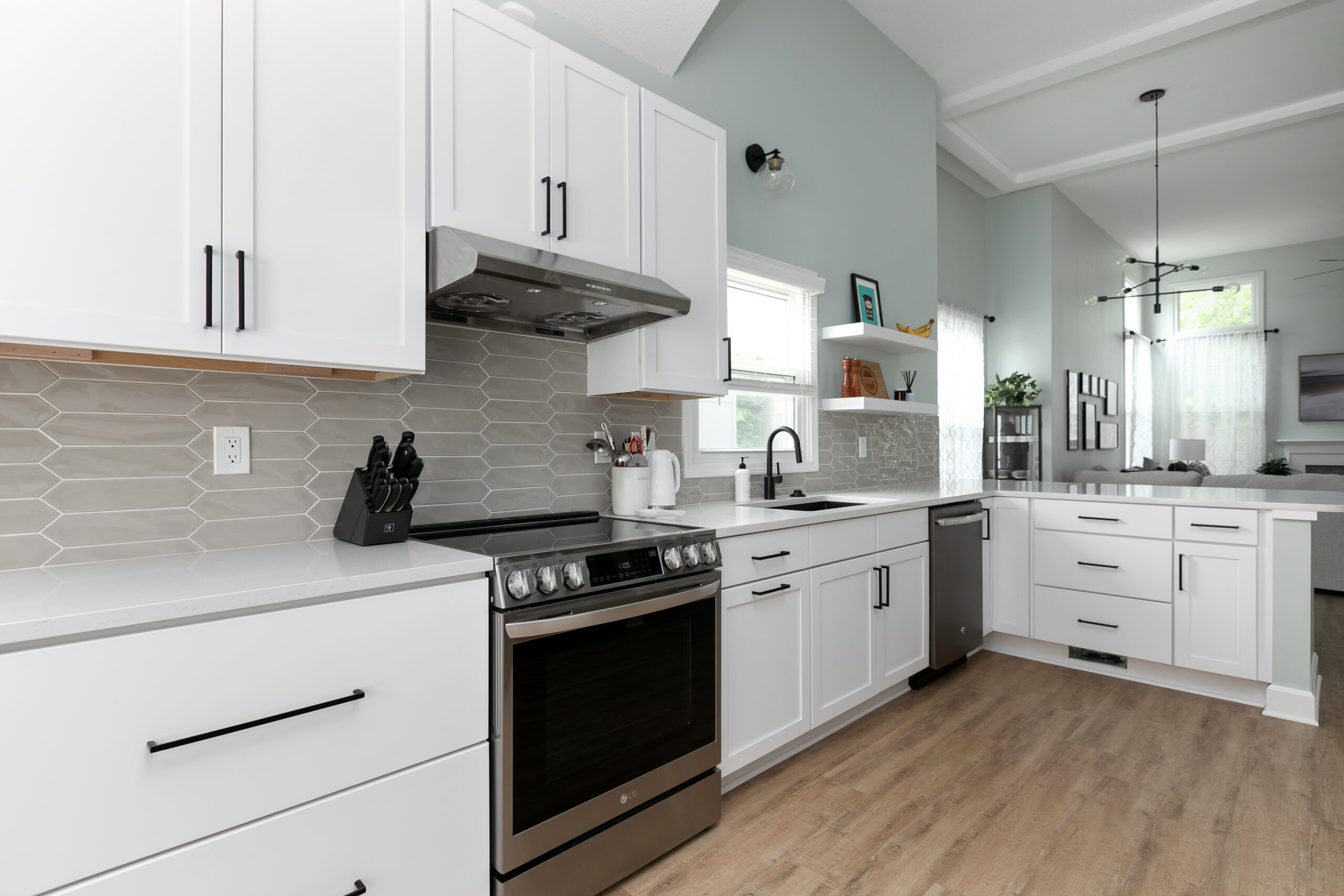 Revitalize Your Space: The Ultimate Guide to Kitchen Remodeling